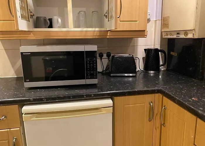 Spacious 2 Bedroom Flat London