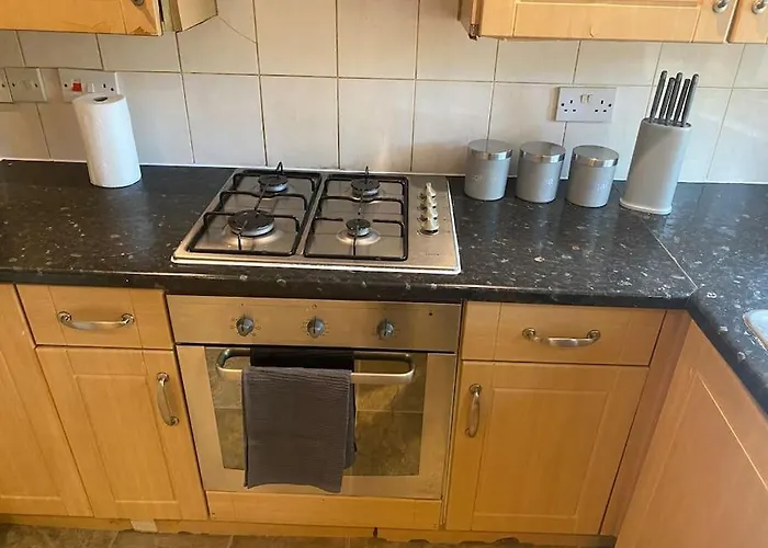 Spacious 2 Bedroom Flat London